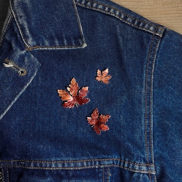 Set of 3 Red Orange Ombre Enamel Fall Autumn Leaf Silver Tone Scatter Tack Pins - Picture 10 of 12